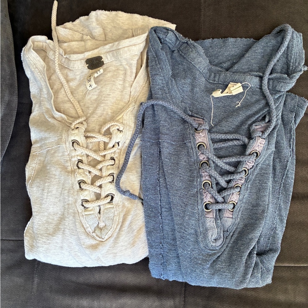 We The Free Lace-Up Sweaters/sweatshirts Cream and Blue M